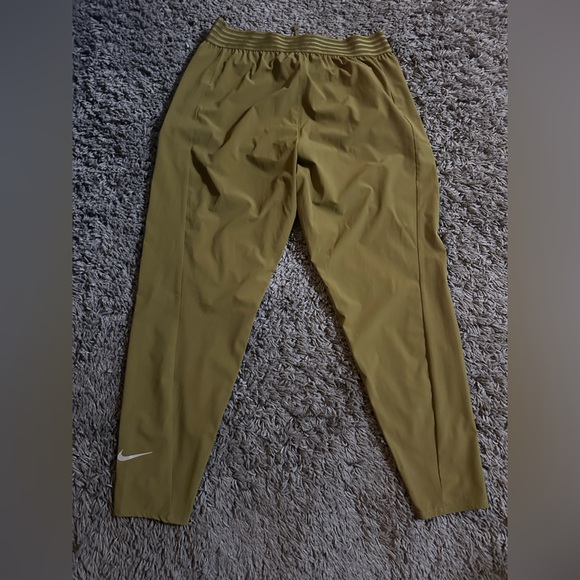Nike DriFit pants - Picture 4 of 7